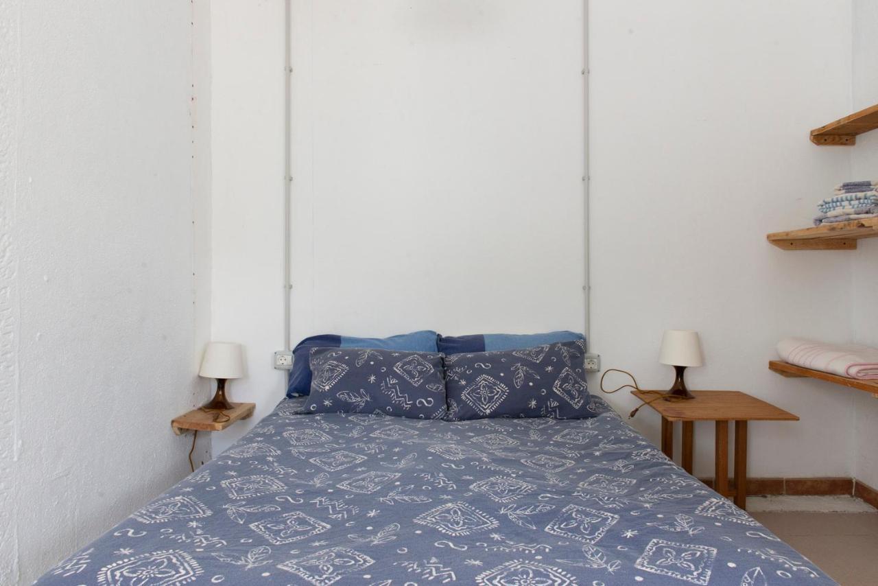 Basic En-Suite Bedroom By The Sea Guinea Esterno foto