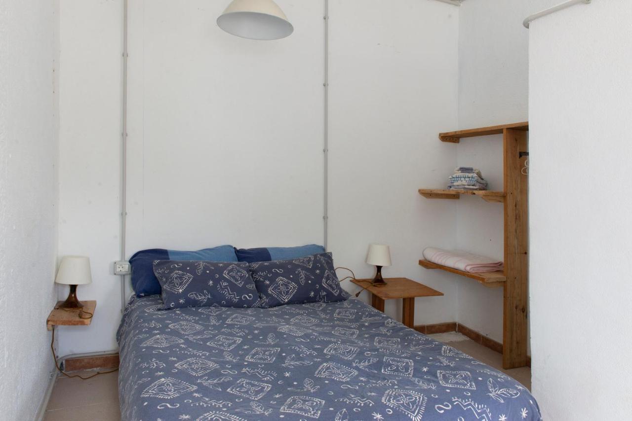 Basic En-Suite Bedroom By The Sea Guinea Esterno foto