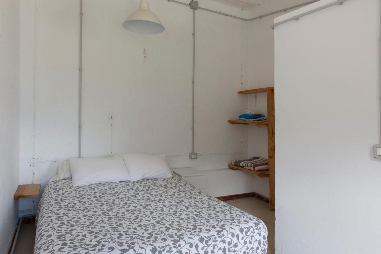 Basic En-Suite Bedroom By The Sea Guinea Esterno foto